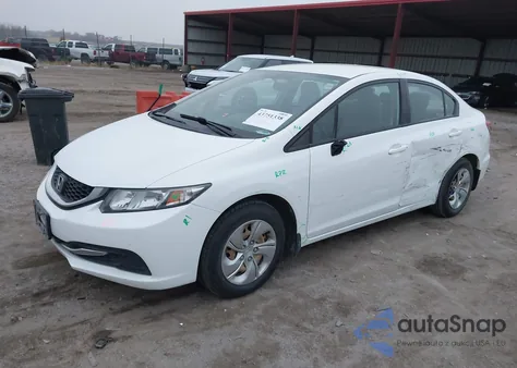 2015 Honda Civic Lx z USA, uszkodzony, nr VIN 2HGFB2F56FH513035